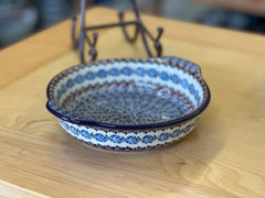 CLEARANCE Round 9" Handled Baker