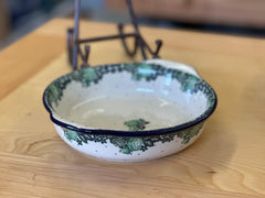 CLEARANCE Round 9" Handled Baker
