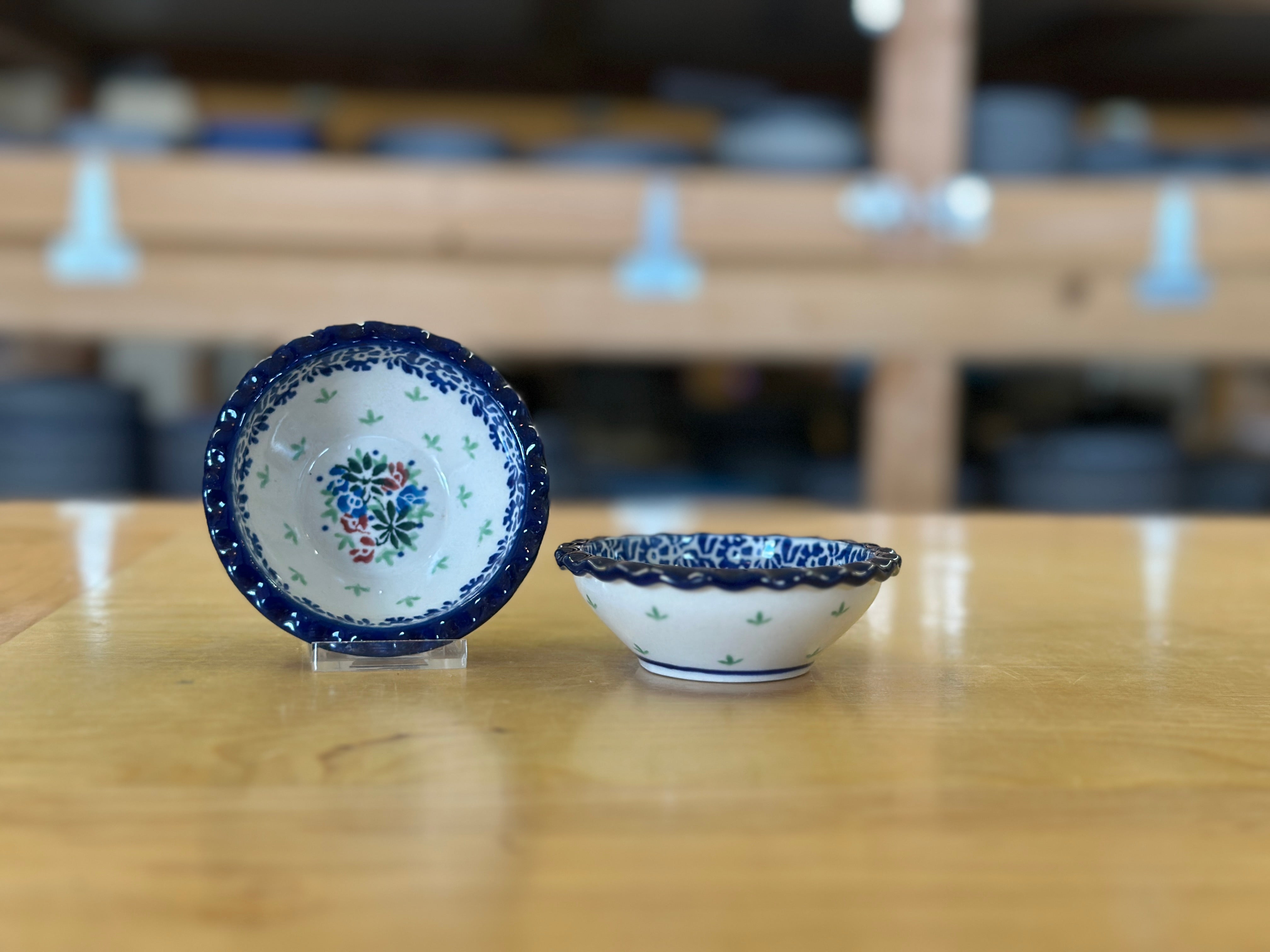 CLEARANCE Small Ruffled Tart Dish