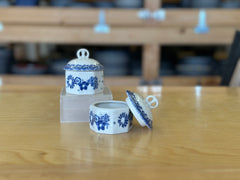 CLEARANCE Mini Pretzel Box