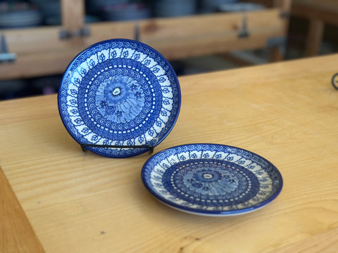 CLEARANCE 6" Unikat Plate