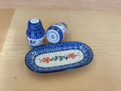 CLEARANCE Salt & Pepper Set